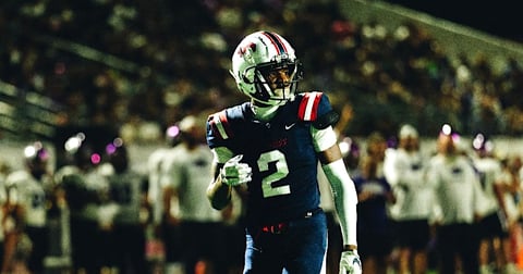 Fast-rising 2028 WR who could be among nation's best talks UCLA offer Sunday